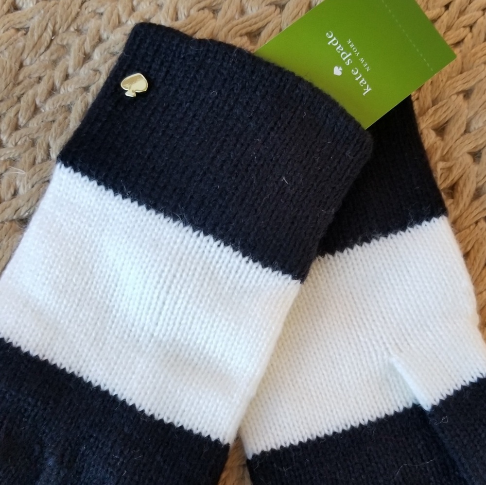NO OFFERS PLS Kate Spade Knit Mittens - Picture 2 of 2
